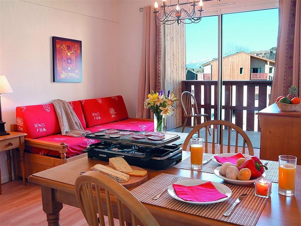 Résidence Néméa Les Chalets Du Belvédère Font Romeu Exterior foto