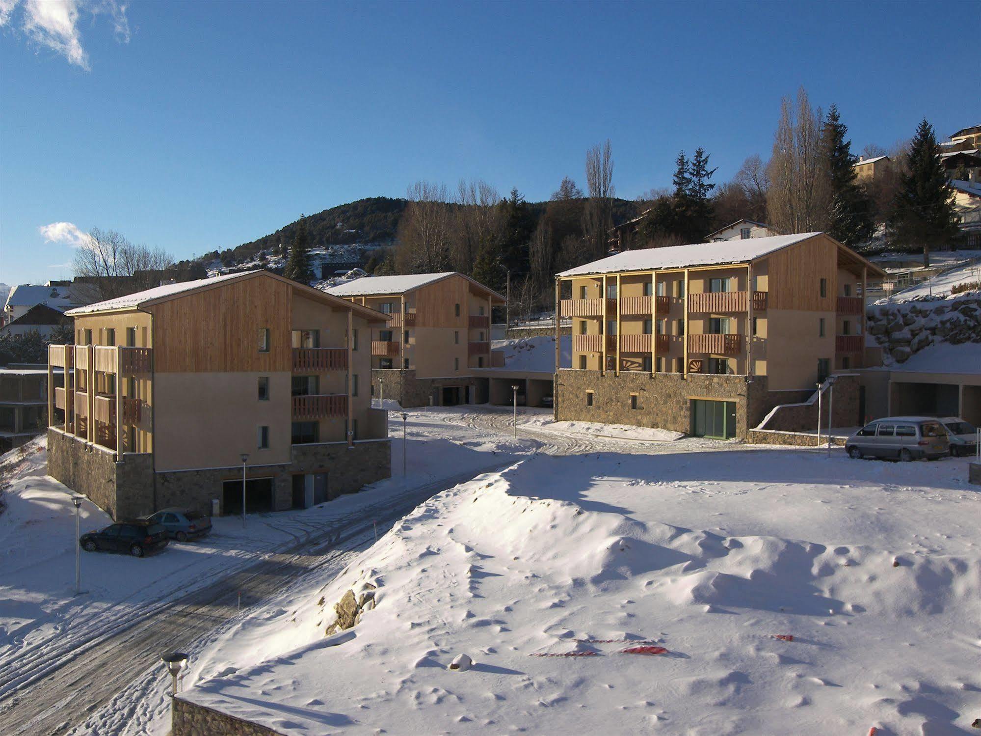 Résidence Néméa Les Chalets Du Belvédère Font Romeu Exterior foto